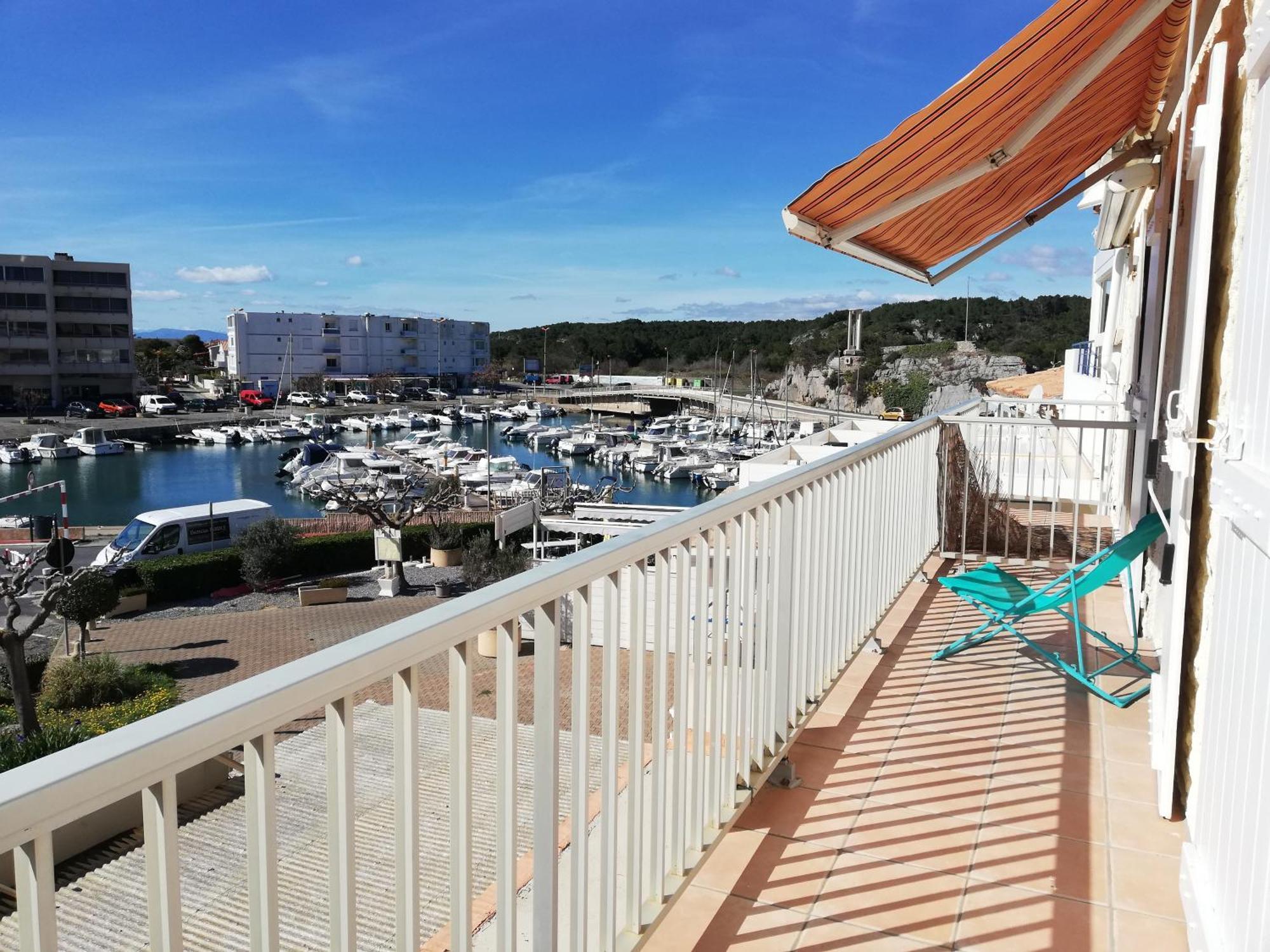 Superbe Appartement Avec Vue Sur Mer Et Port, Parking Prive Saint-Pierre-la-Mer  Exterior photo